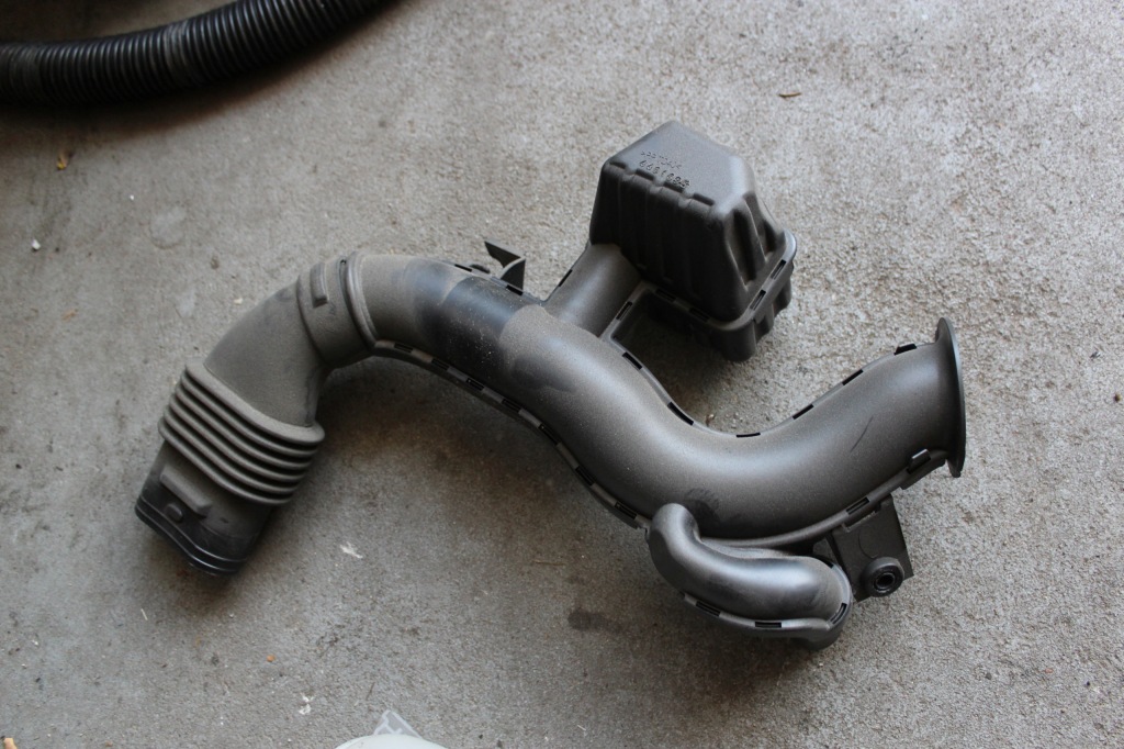 фото №1, Renault twingo iii smart forfour 0.9 повітрозабірник фільтра повітря