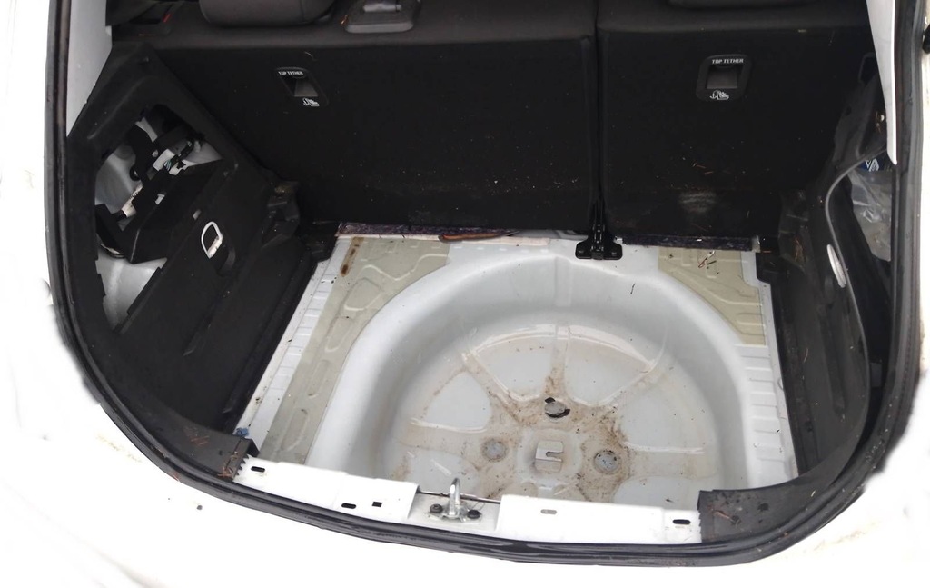 фото №1, Opel corsa e pas задній задня піддон z40r