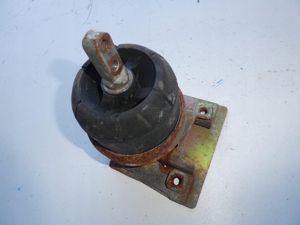 фото №1, Кронштейн подушка seat alhambra vw sharan galaxy 7m0199131af