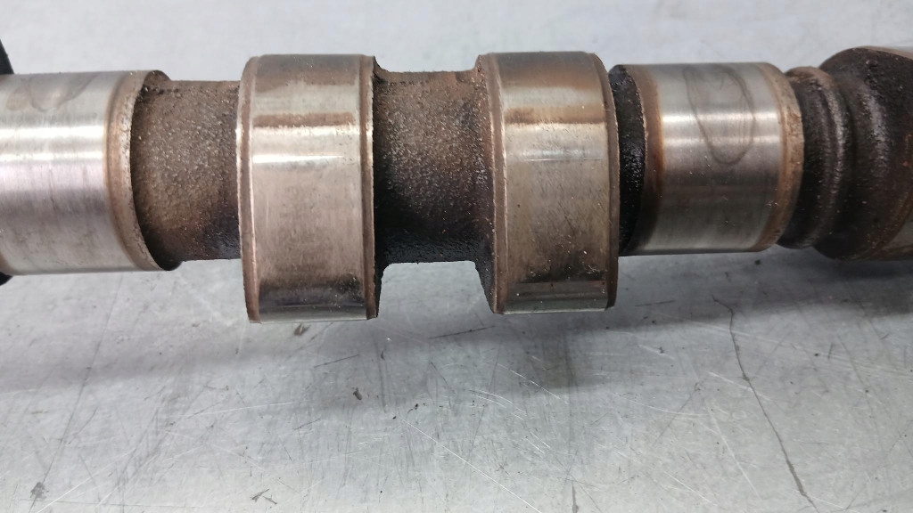 фото №7, Вал розподільного валу volvo v70 1001835