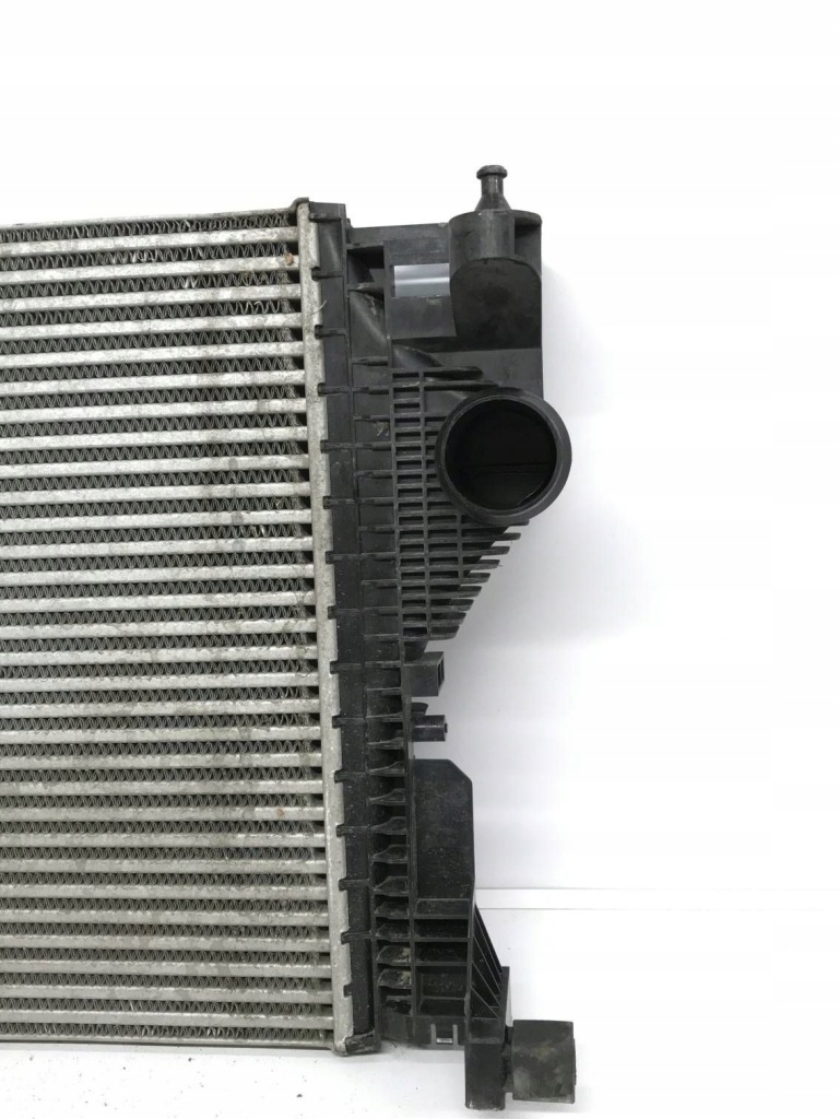 фото №8, Радіатор повітря інтеркулер mercedes w177 w247 w118 a2475006100