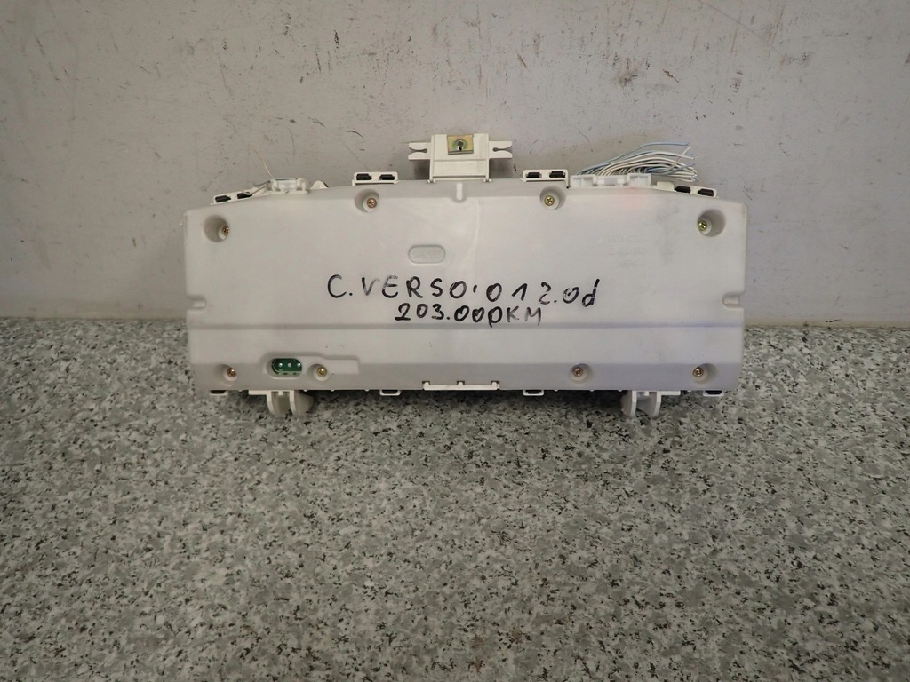 фото №4, Toyota corolla verso 01-03 счетчик приборы 2.0 d4d