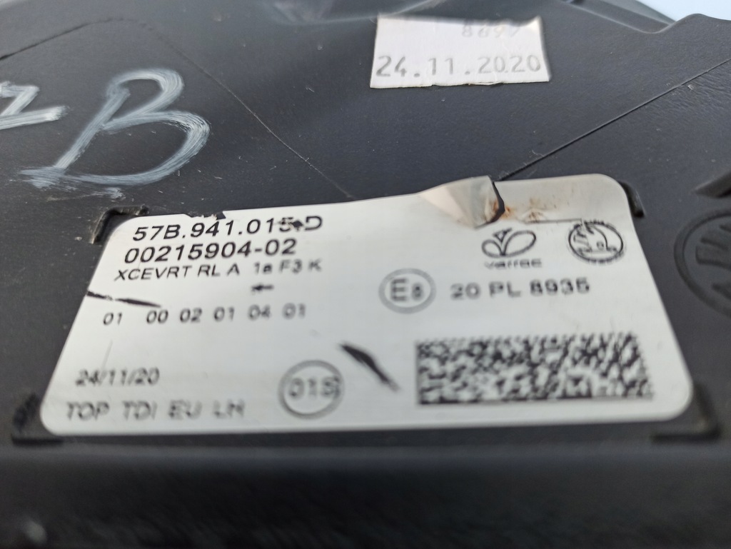 фото №9, Лампа левая skoda karoq 57b941015d