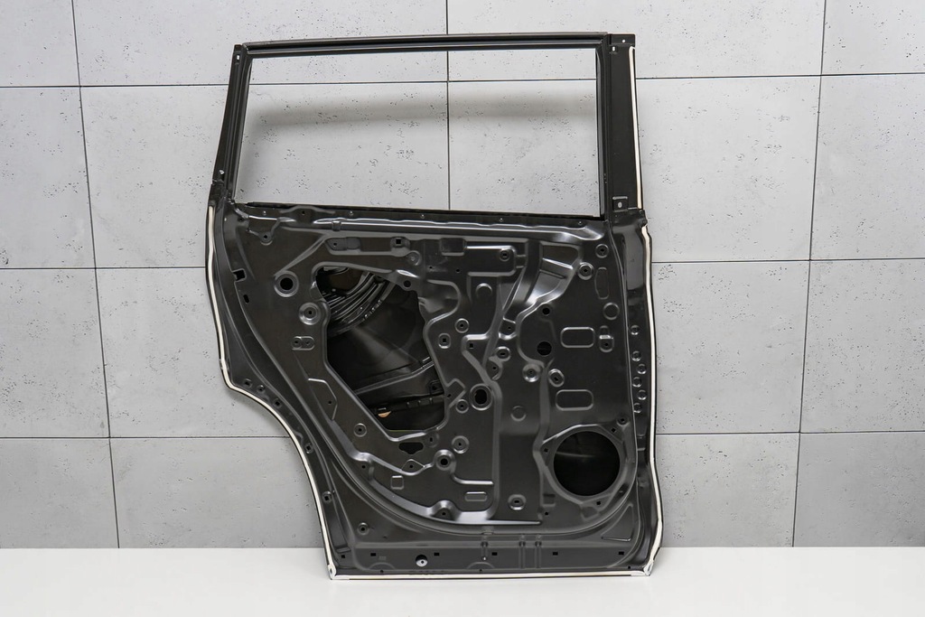 фото №10, Toyota highlander iv xu70 2019+ дверь задние левая 670040e190