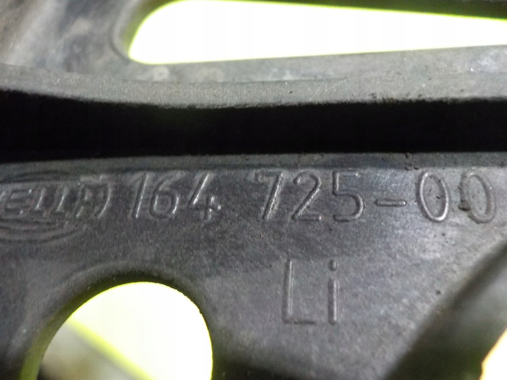 фото №4, Citroen c4 grand picasso lift 13r направляющая pod фара левый перед 164725-00