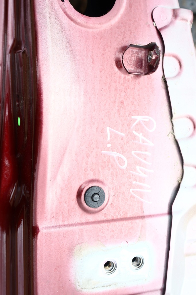 Toyota rav4 iv четверть левая перед Недорого