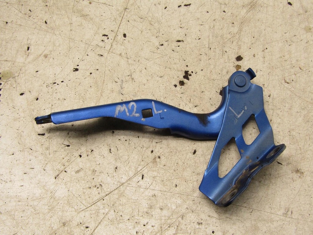 фото №1, Петля капот левый перед 44j mazda 2 dj