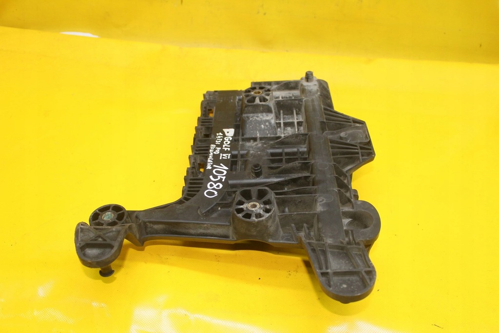 фото №8, Основание аккумулятор golf vi 1k0915333h