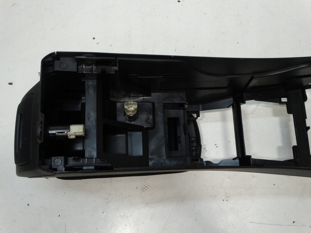 фото №16, Туннель средний подлокотник laguna iii 969100064r