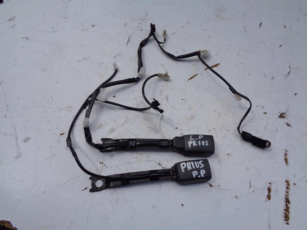 фото №1, Пряжка поперечина лівий перед toyota prius ii 2