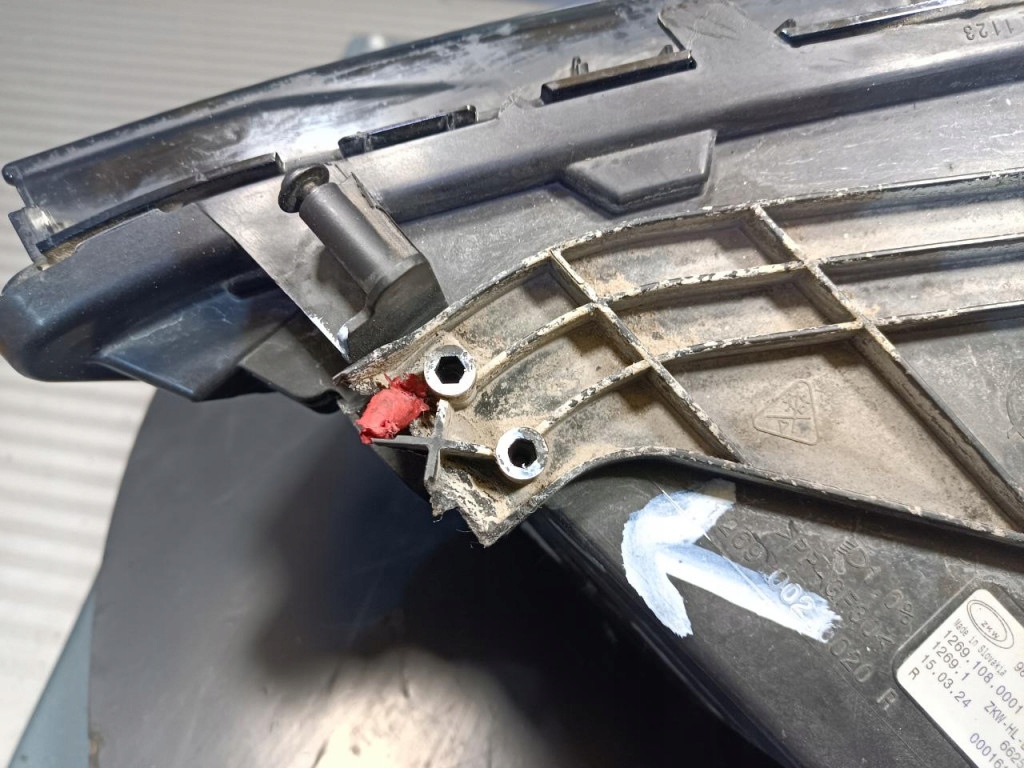 фото №8, Opel astra l vi фара правый 9858777180 eur