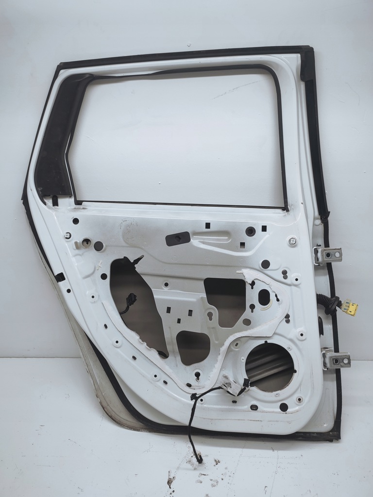 фото №7, Peugeot 308 t9 ii двері лівий задня задні kombi ewpb