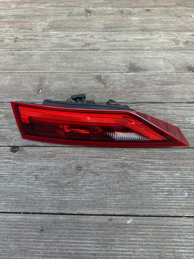 фото №1, Volvo v90 ii лампа w крышка правая задняя 31656786 состояние bdb