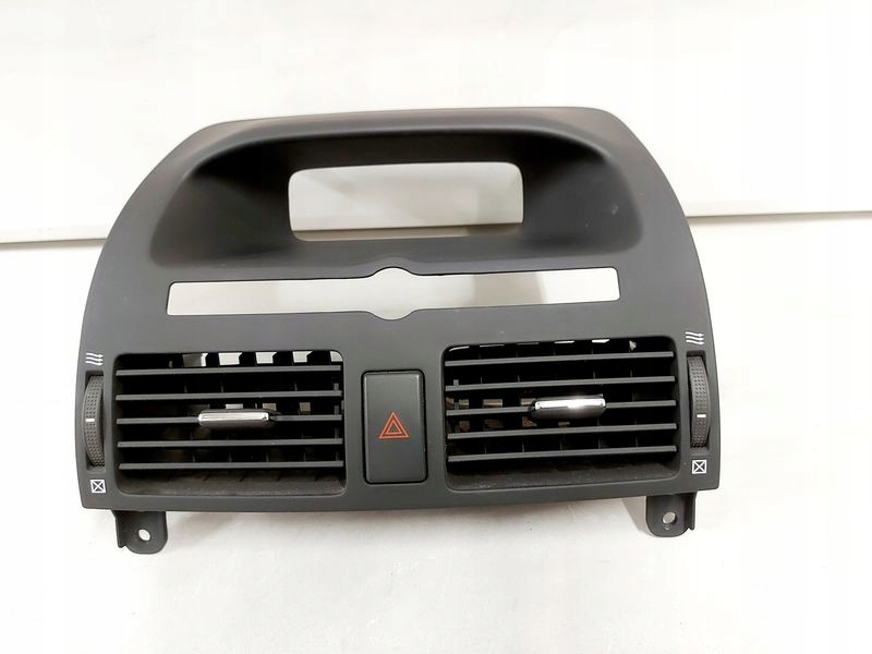 фото №4, Toyota avensis t25 рамка радио дисплей