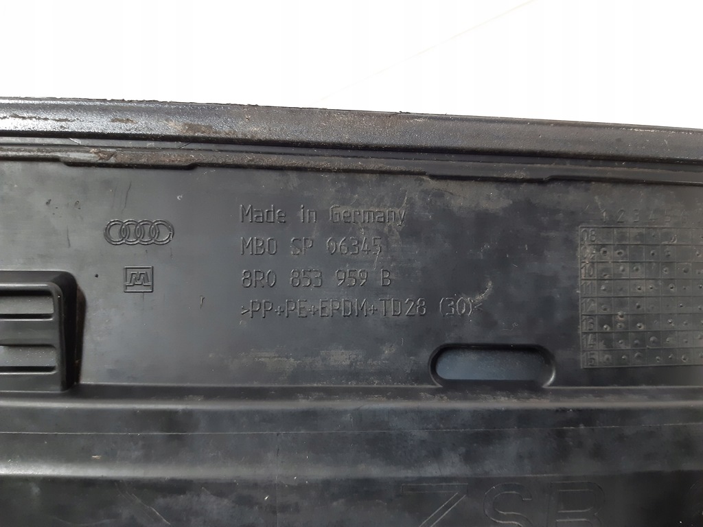 фото №10, Audi q5 8r молдинг дверь левый перед 8r0853959b