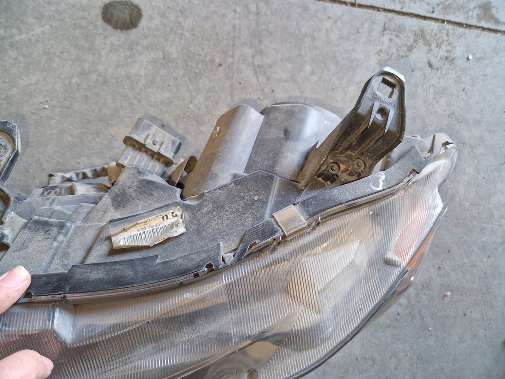 фото №11, Фара левый mitsubishi outlander 8301c5-93