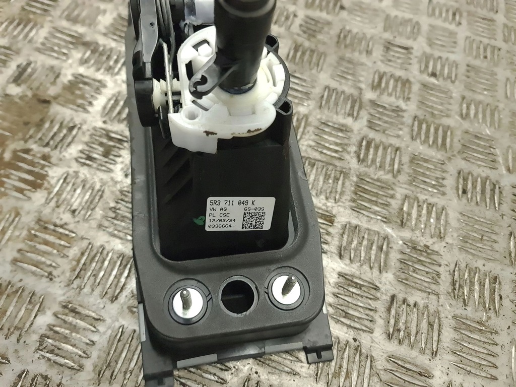 фото №6, Seat ibiza v kj 2024 домкрат перемикання передач / верхній