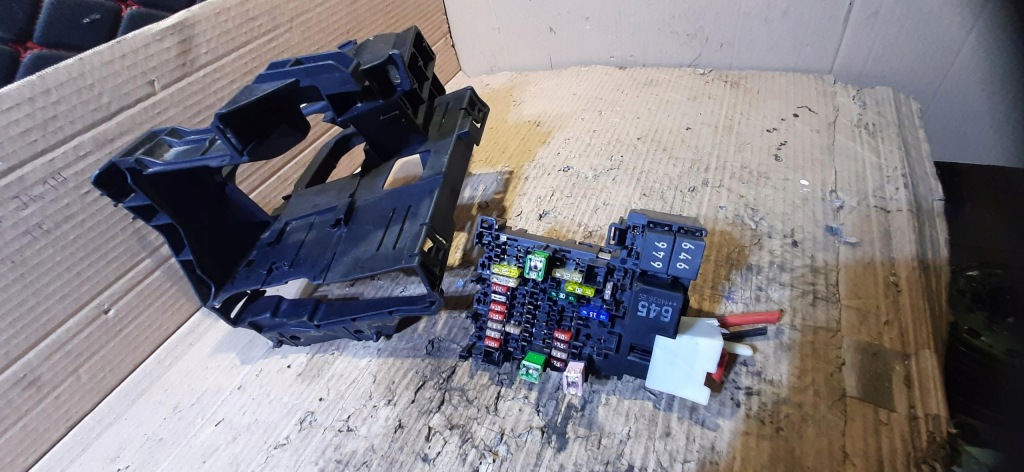 фото №8, Коробка предохранителей vw golf vii 5q0937615c