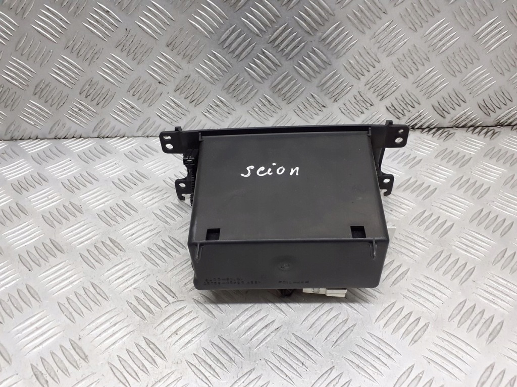 фото №4, Бардачок toyota scion