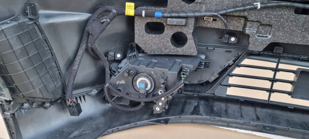 Kia niro 1 2016- бампер перед оригинал b244 с Разборки