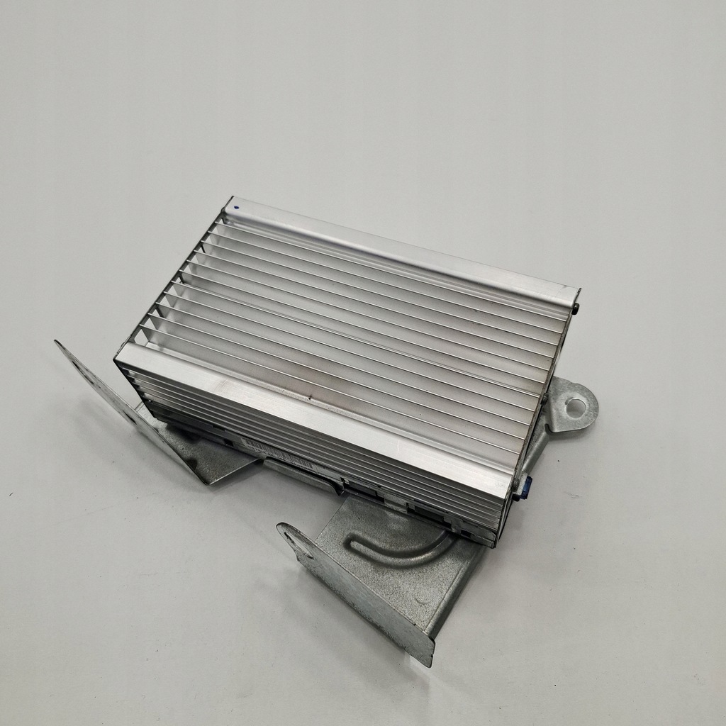 фото №1, 2008 mini one - cooper clubman r55 усилитель 067506483