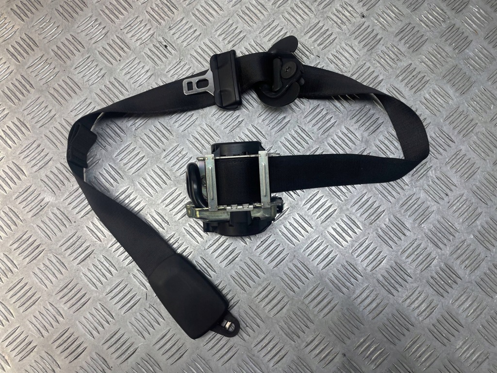 фото №5, Bmw оригінальний номер 7441660 x2 f39 pas безпеки правий перед передній