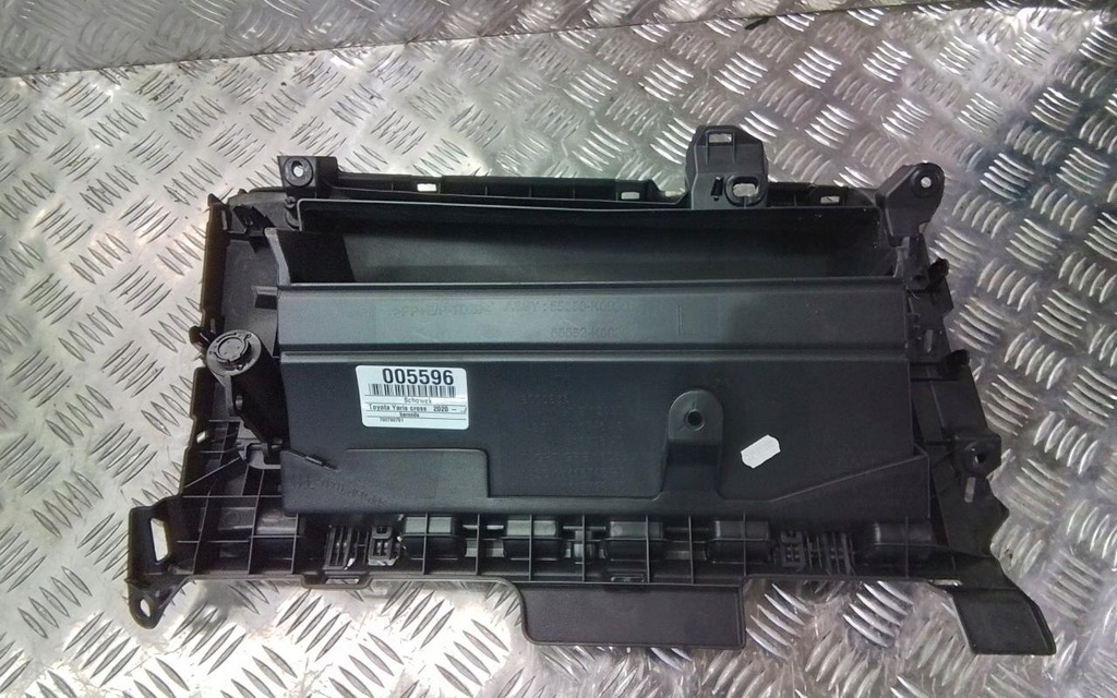 фото №4, Yaris cross бардачок панели приборной панели eur