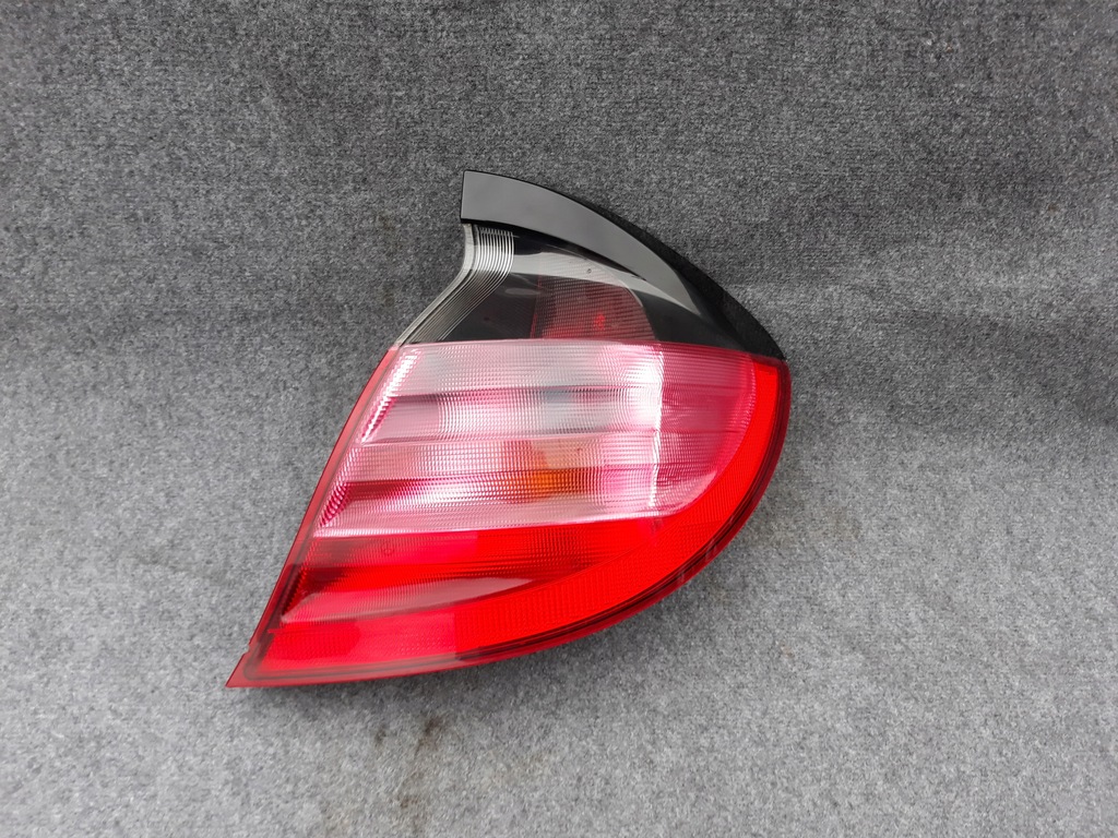 фото №1, Лампа правый задняя mercedes w203 sport coupe