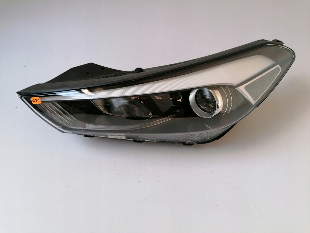 фото №1, Hyundai i30 n лампа full led левый перед 92101g4120