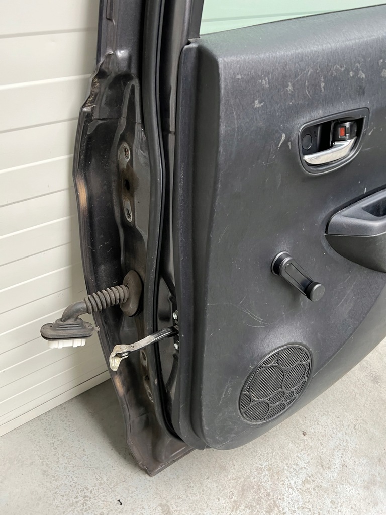 фото №10, Двері правий задня задні праве toyota yaris iii 3