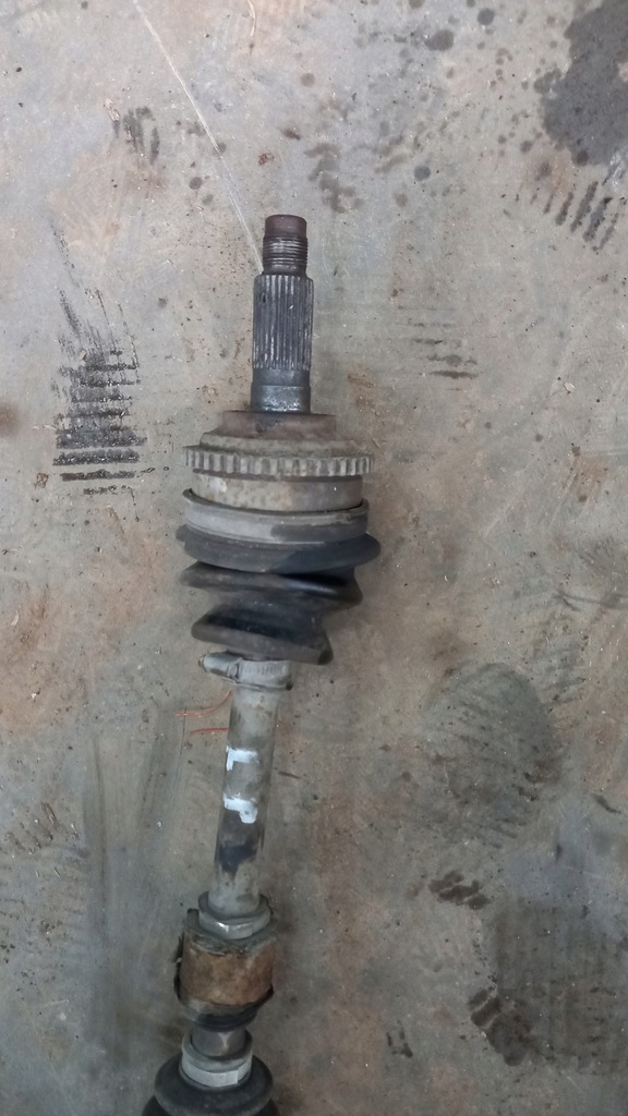 фото №3, Привідний вал ліва перед mazda 6 2.0d 04r