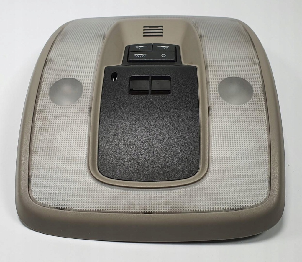 фото №3, Лампа освещение салона volvo v50 39861054