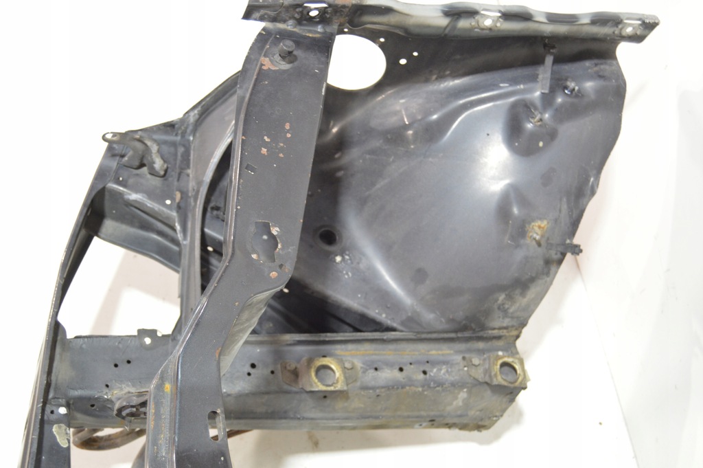 фото №4, Pas передний подкрылок mercedes w124 cabrio coupe bez ржавчина idealny