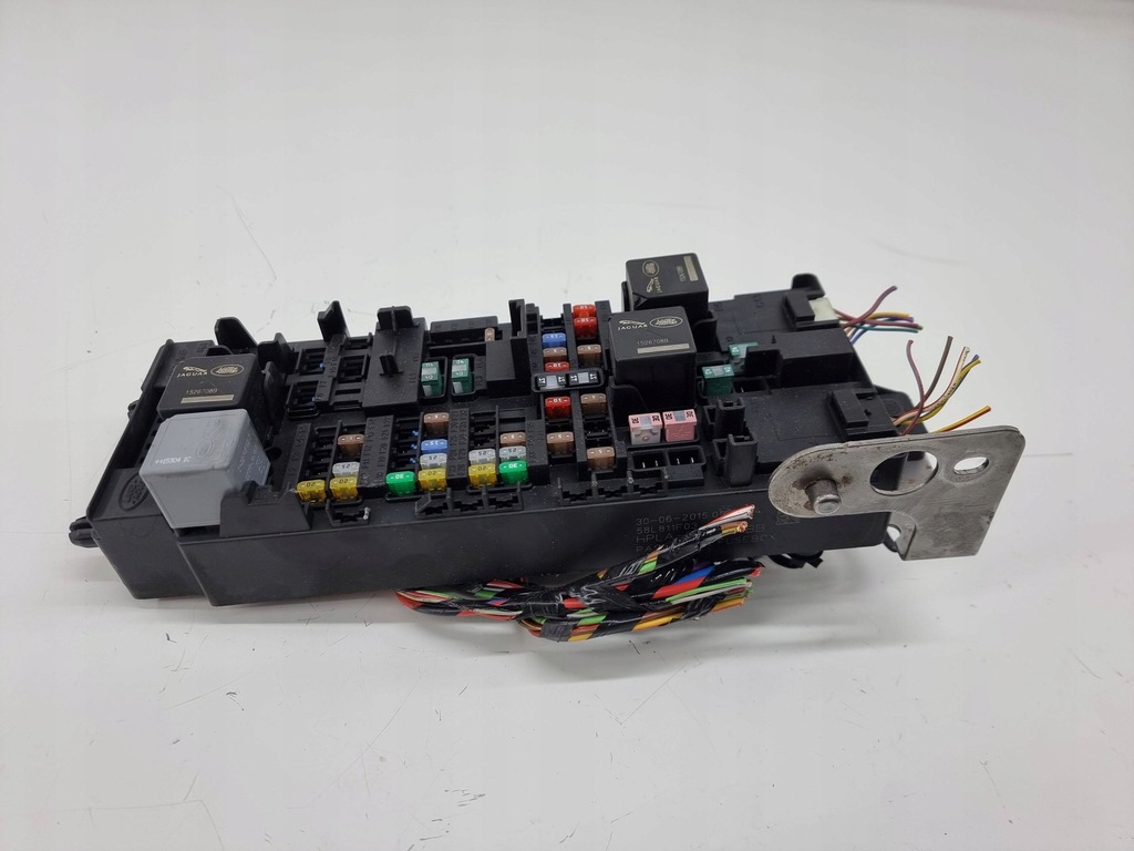 фото №1, Коробка предохранителей land rover hpla14a073bb 3.0l дизель 2015