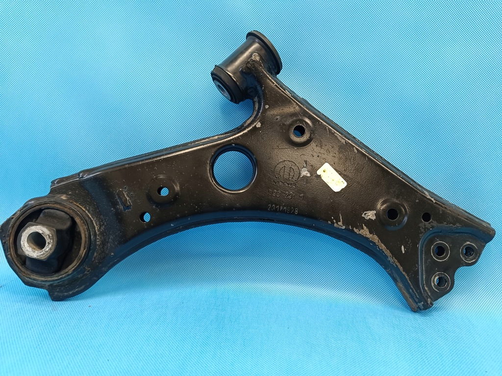 фото №1, Jeep compass 2 ii 2.4 pb 182km 4x4 2020 r важіль правий перед 68246487aa