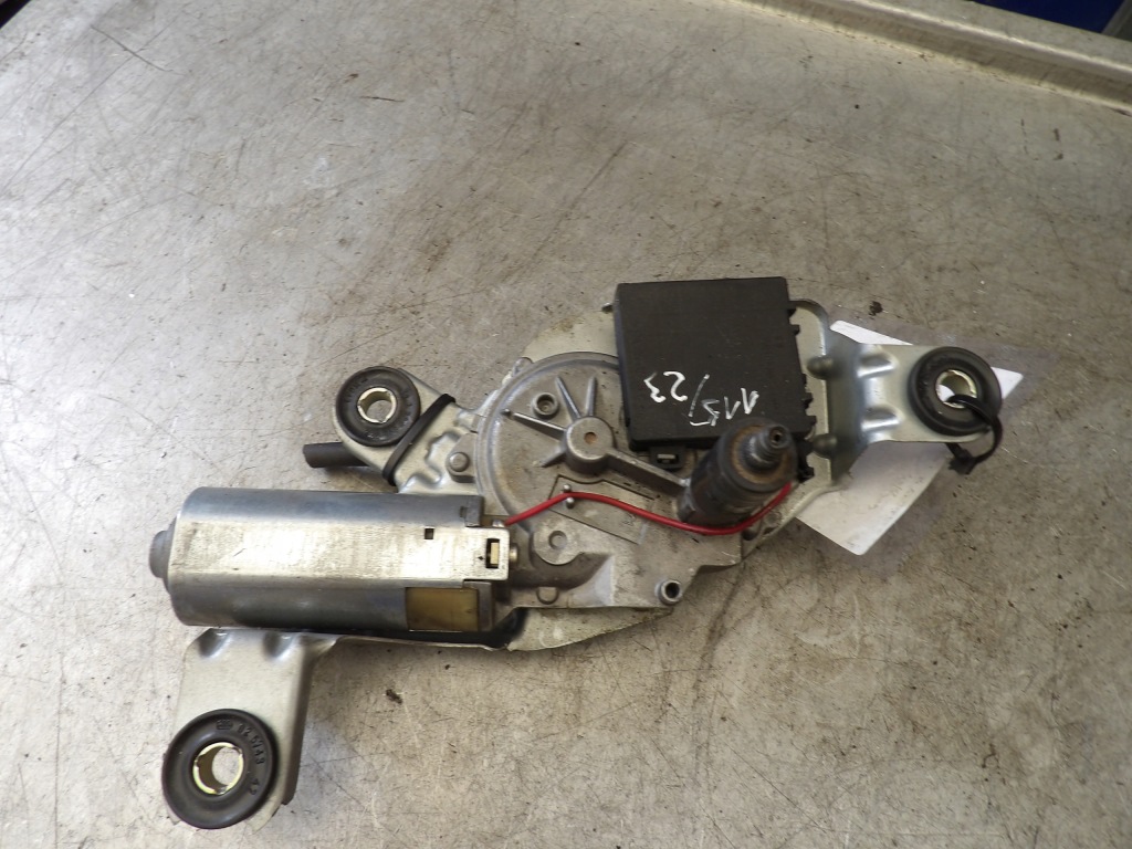 фото №1, Bmw e46 моторчик дворник задняя