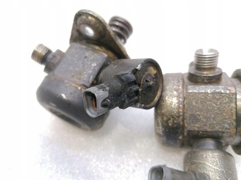 Rolls royce ghost series ii 2 fuel насос механічний 13518604234 Недорого