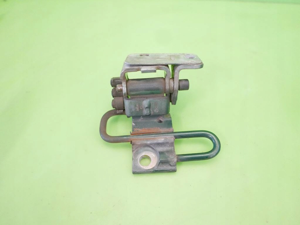 фото №8, Петля двері правий перед dół lz6l audi a3 i 8l 3d