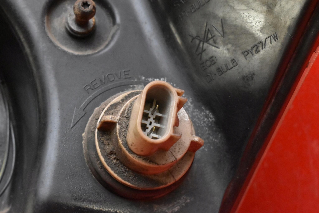 Купити Фара правий лампа перед eu 05303740ah dodge caliber 1 i 06-12