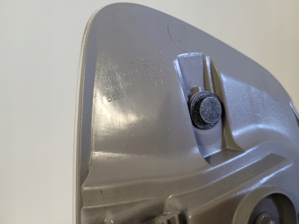 фото №11, Subaru impreza gh iii лампа задня правий задня права 220-20024