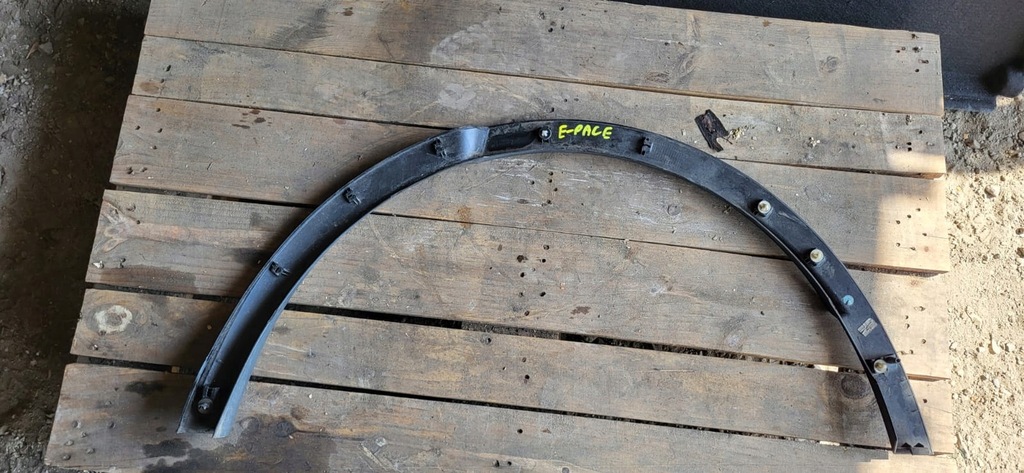 фото №1, Молдинг крила правий задня jaguar e-pace