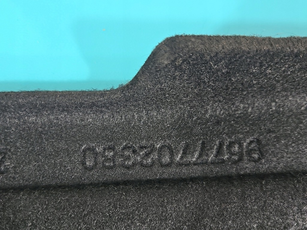 фото №7, Полка задняя задняя багажника peugeot 2008 i 13-19