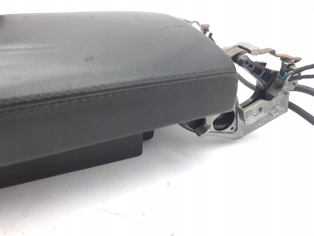 фото №7, Mercedes-benz s w221 2007 подлокотники