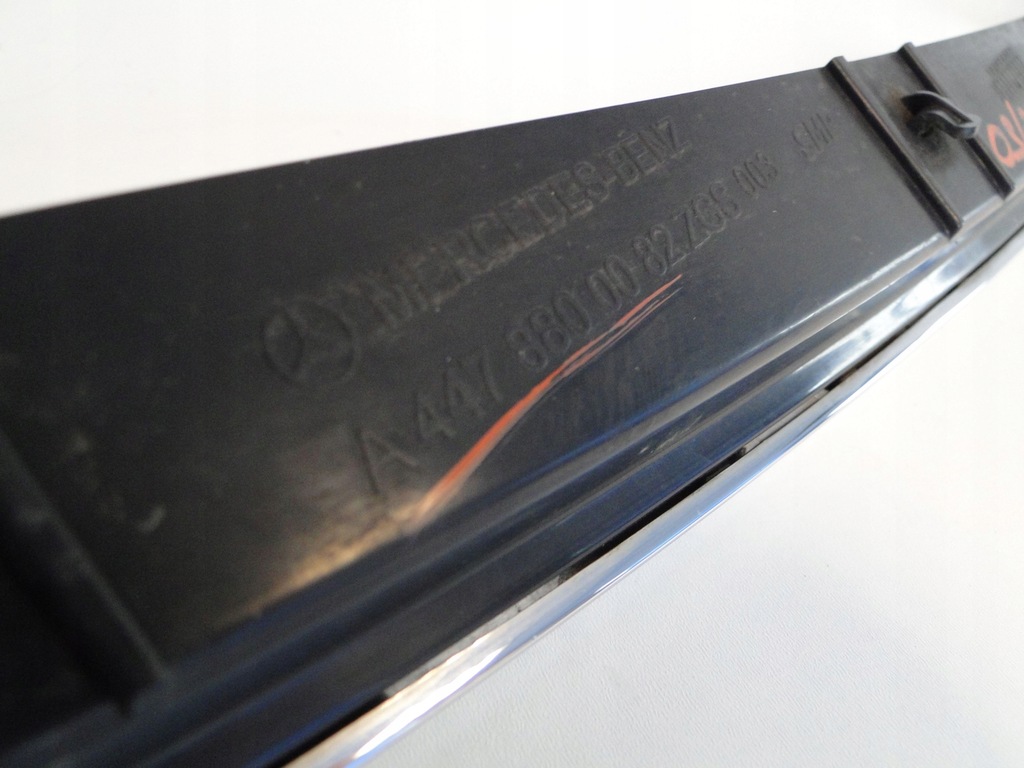 фото №9, Mercedes v klasa 447 w447 молдинг хром решетка верхний a4478800082