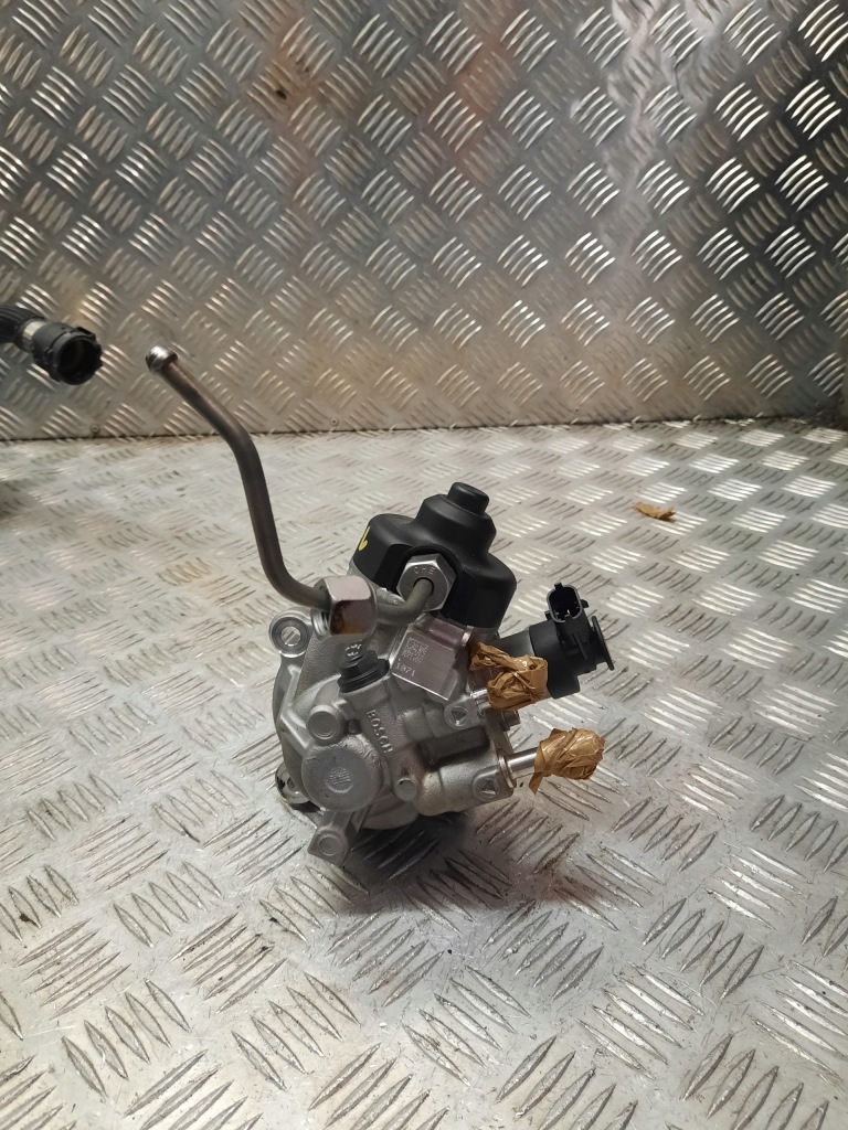 фото №1, Насос впрыскная jeep wrangler iv 2.2 crd 0445010747