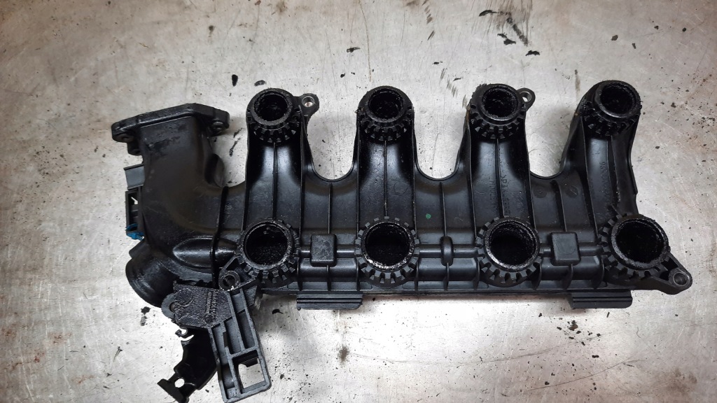 фото №2, Коллектор всасывающий 9653808680 mazda volvo 1.6 hdi