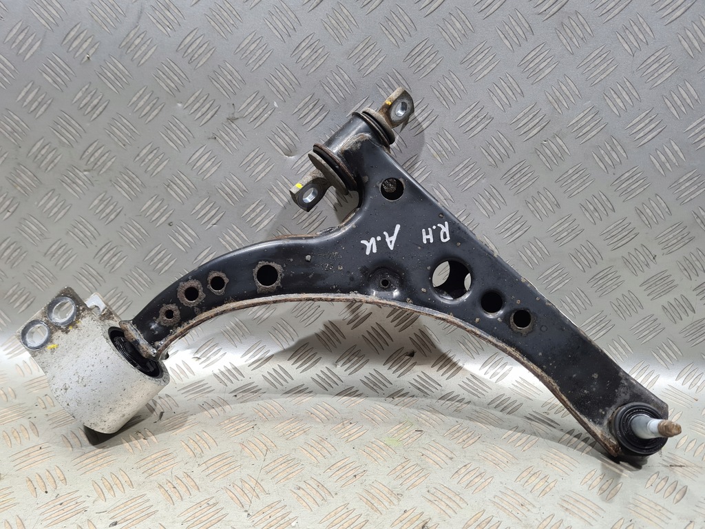 фото №1, Рычаг правый передний opel astra k