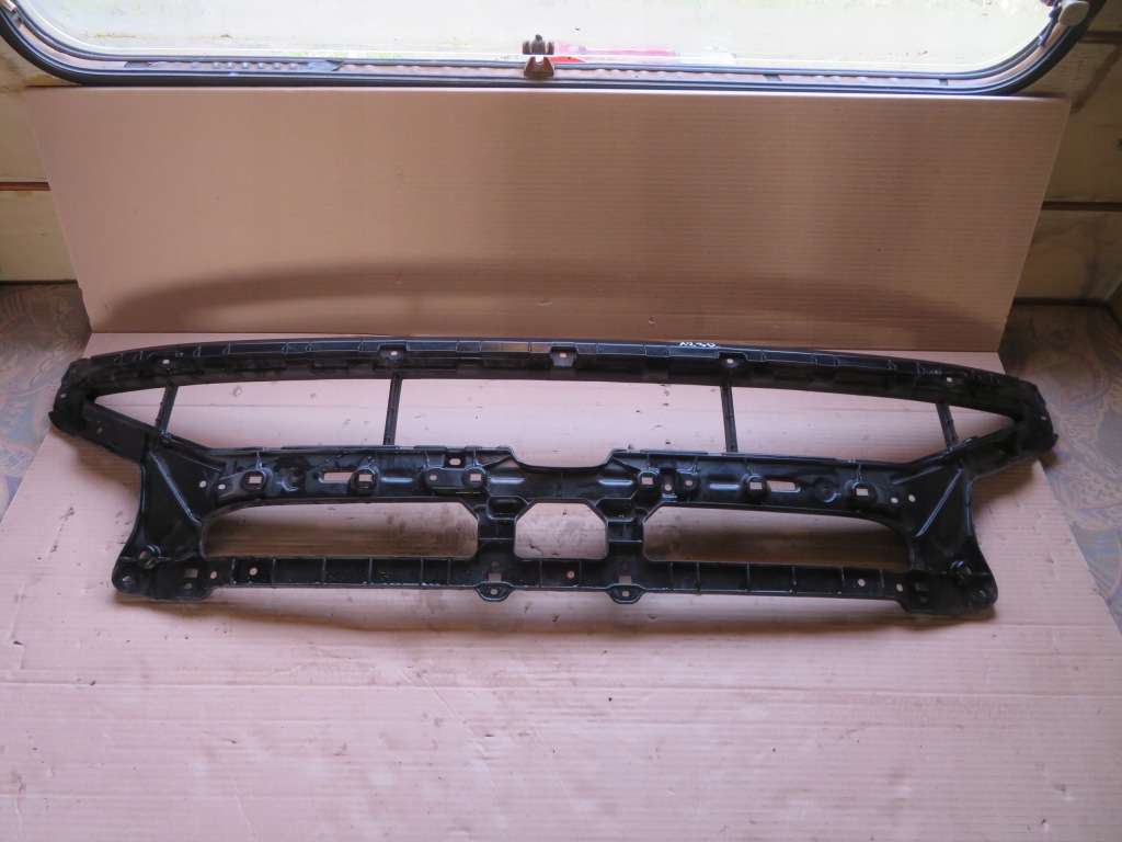 Купить Решётка радиатора решётка бампера audi e-tron 4k 4ke807683a