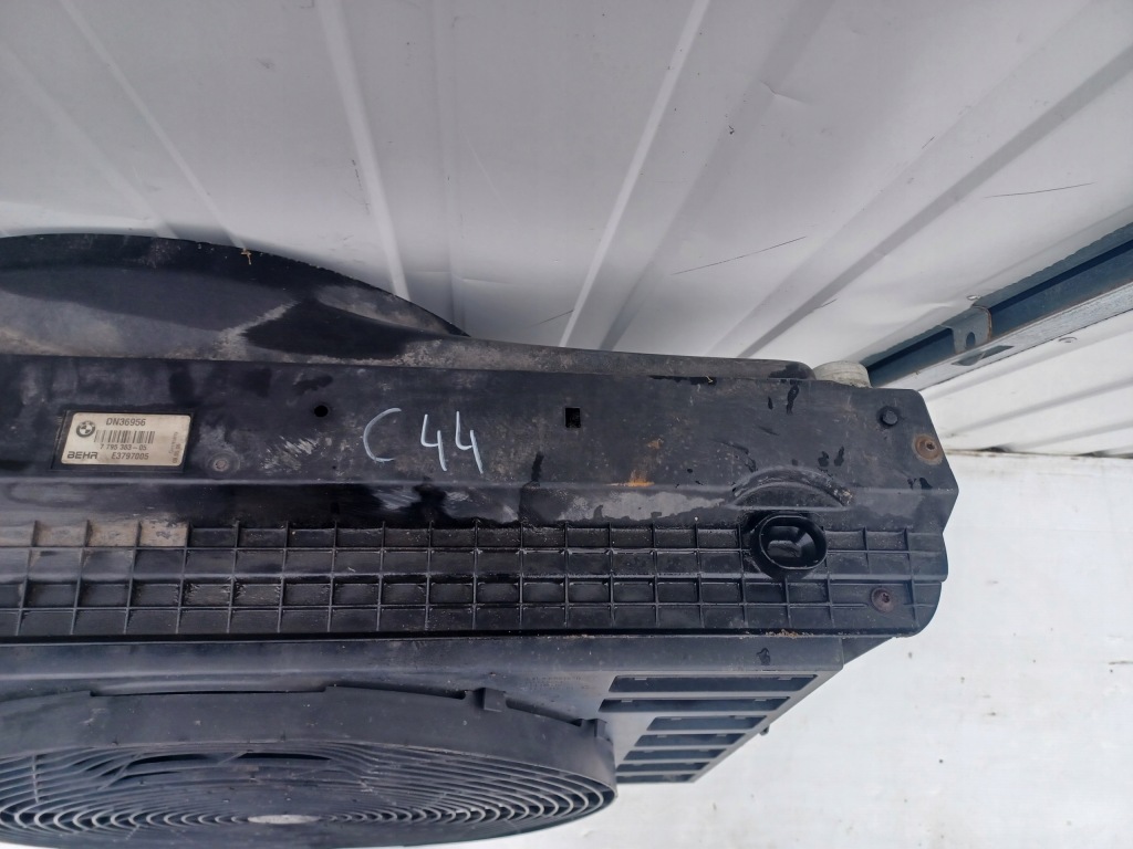 Bmw 7 e65 3.0d радіатор води комплект вентилятор 6921380 7795383 Ціна