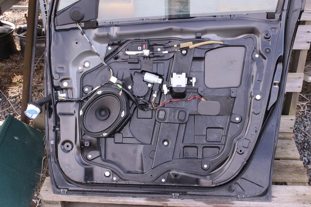 фото №9, Дверь правый перед полный mazda 5 cr